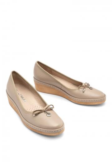 Туфли на танкетке