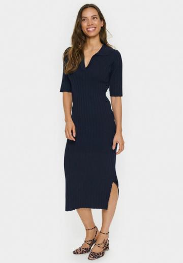 Платье футляр