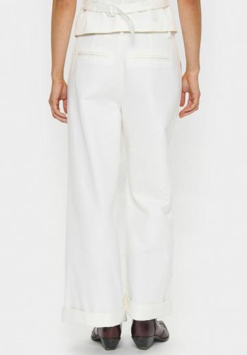 Клешеные джинсы