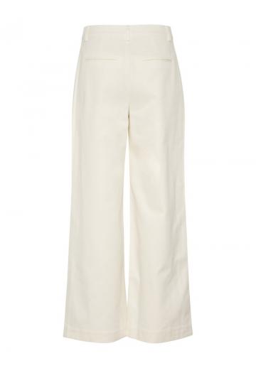 Клешеные джинсы