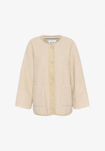 Короткое пальто