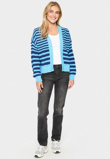 Вязаная кофта