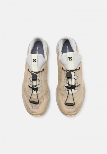 Походная обувь