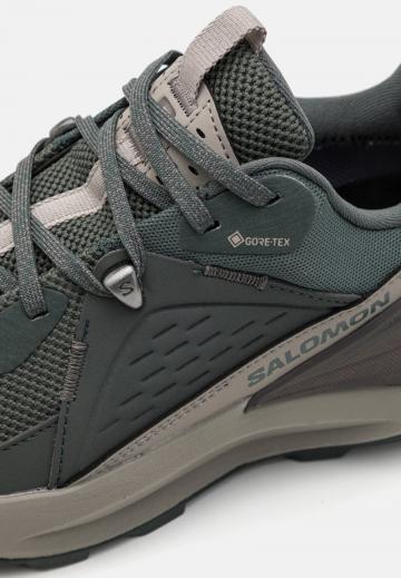 Походные ботинки