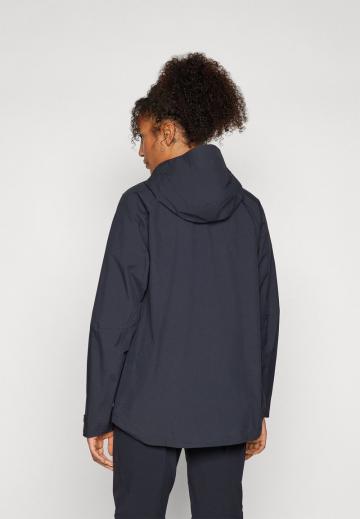 Спортивная куртка