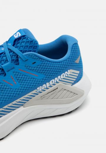 Беговые кроссовки