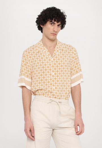 Рубашка с коротким рукавом