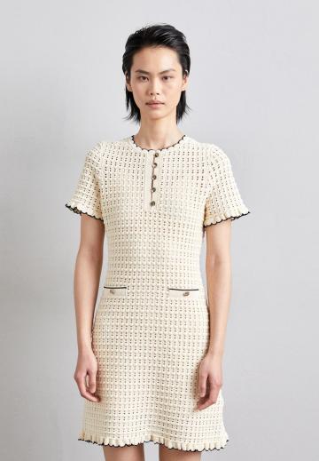 Вязаное платье