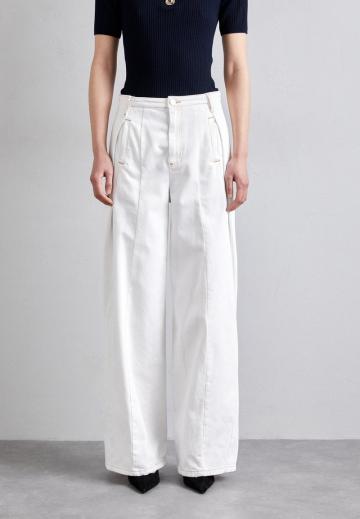 Джинсы бойфренда