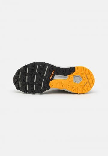 Походная обувь