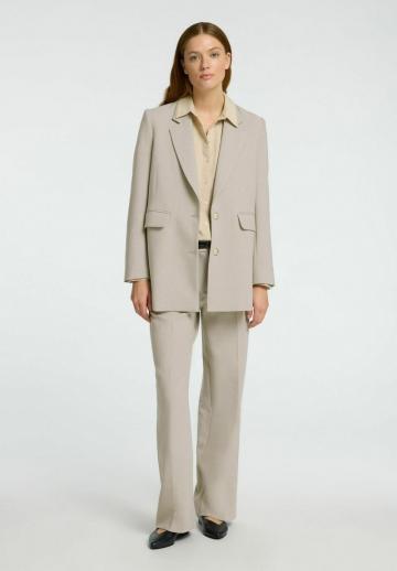 Короткое пальто