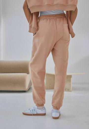 Спортивные штаны