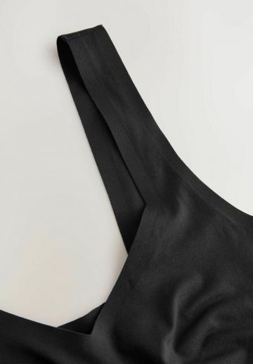 Бюстгальтер без косточек