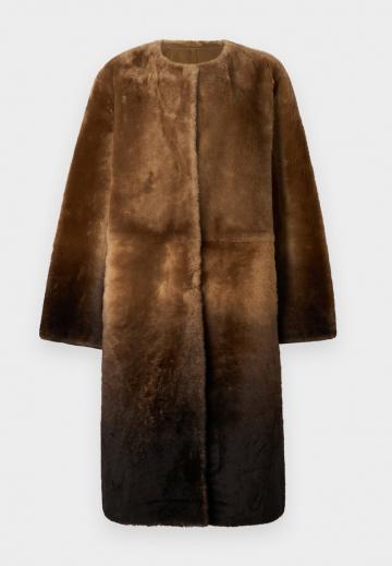 Кожаное пальто