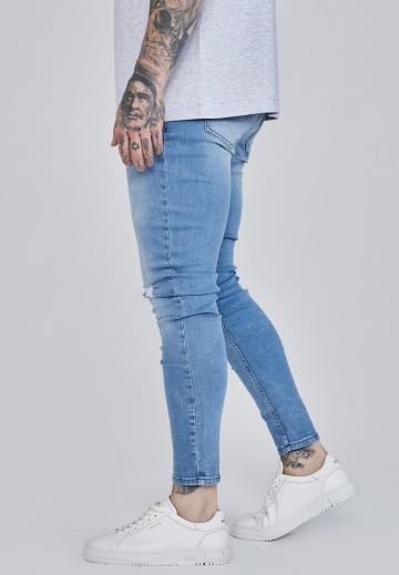 Узкие джинсы