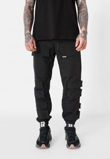 Брюки с накладными карманами