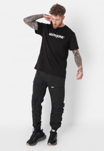 Брюки с накладными карманами