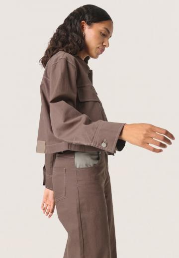 Джинсовая куртка