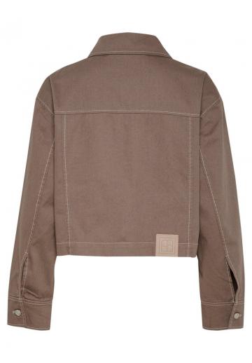 Джинсовая куртка