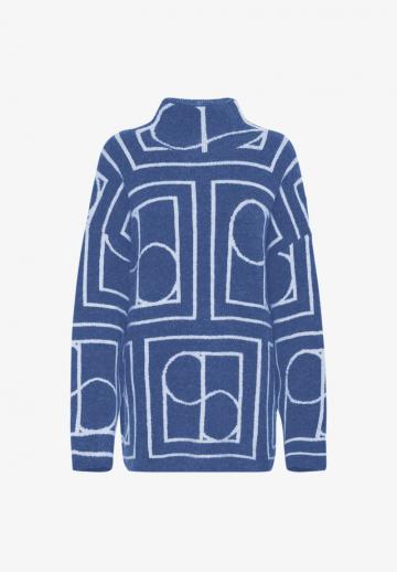 Длинный пуловер