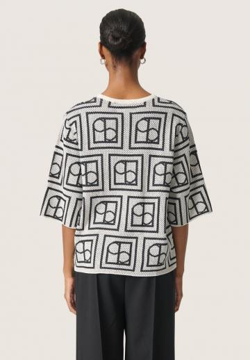 Пуловер с рукавом три четверти