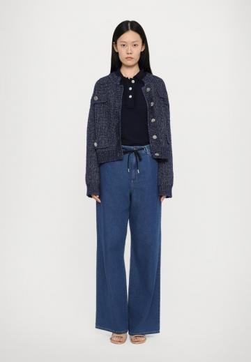 Джинсы бойфренда