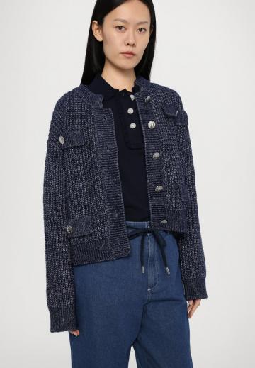 Джинсы бойфренда