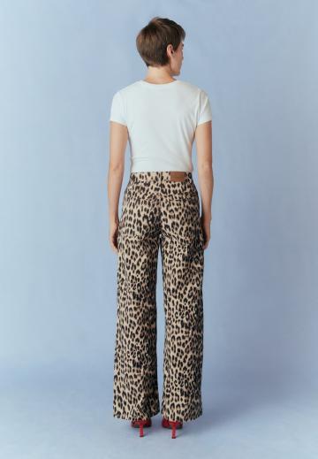 Джинсы бойфренда