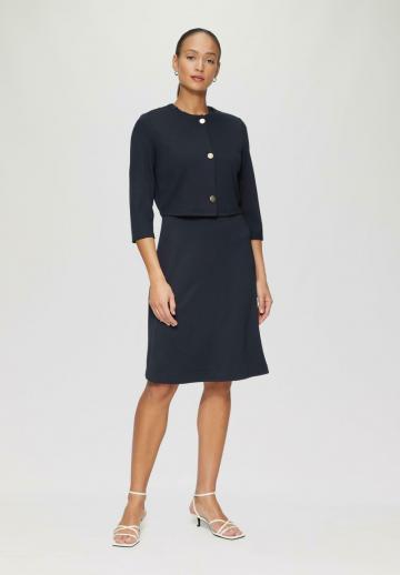 Короткая куртка