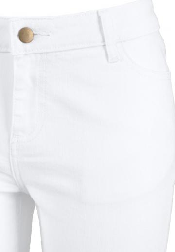 Короткие джинсы