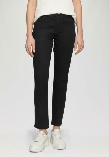 Короткие джинсы