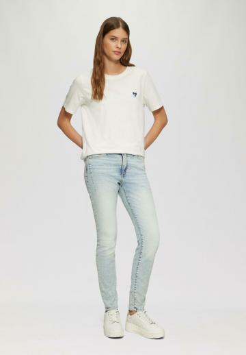 Узкие джинсы