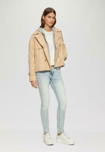 Узкие джинсы