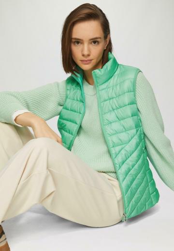 Стеганый жилет