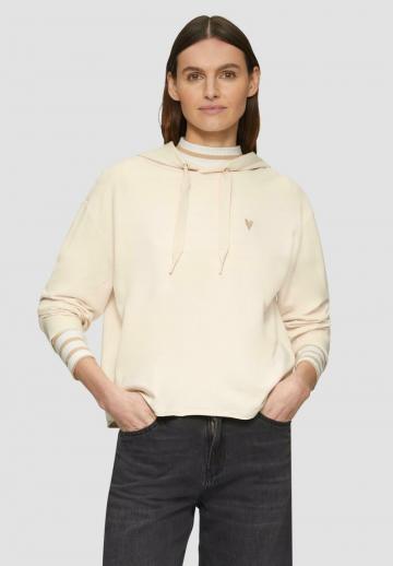 Пуловер с капюшоном