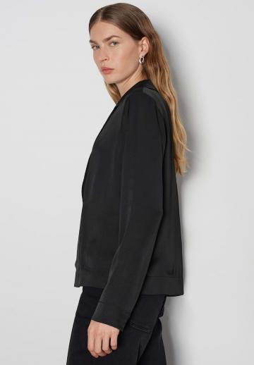 Атласная блузка