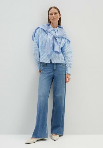 Прямые джинсы