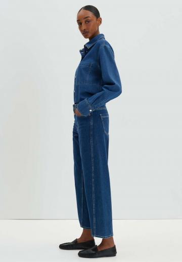 Короткие джинсы