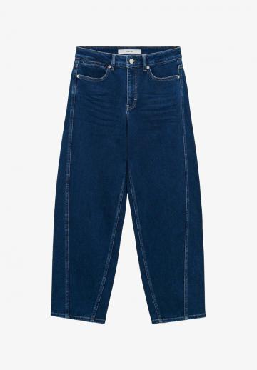 Короткие джинсы