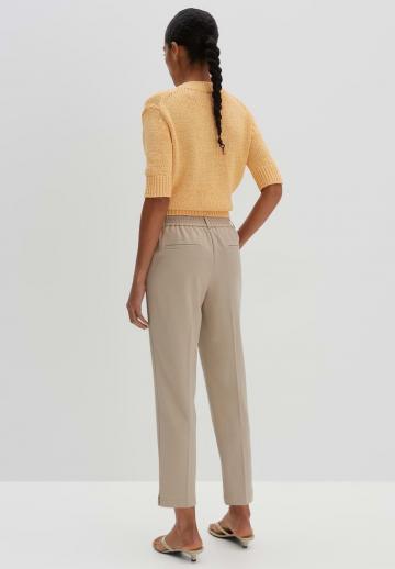 Узкие брюки