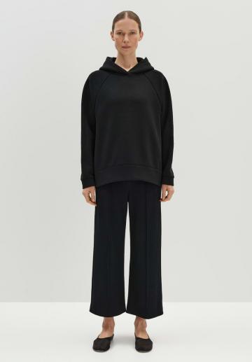 Пуловер с капюшоном