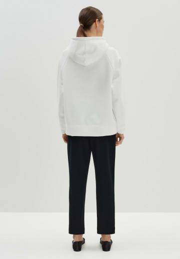 Пуловер с капюшоном