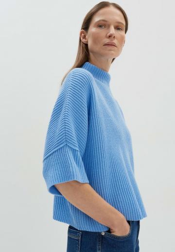 Пуловер с рукавом три четверти