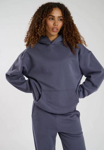 Пуловер с капюшоном