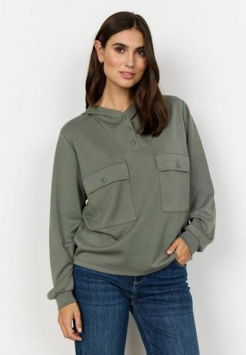 Пуловер с капюшоном