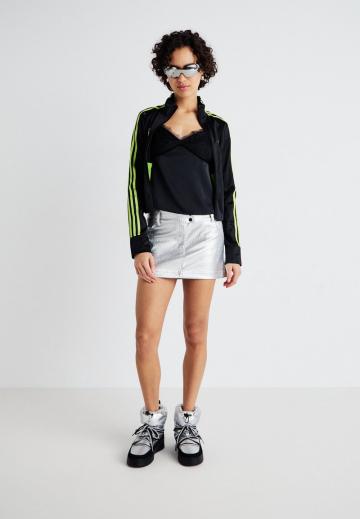 Зимние ботинки