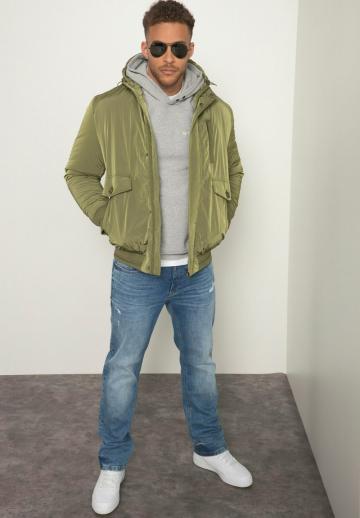 Зимняя куртка