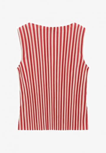 Блузка без рукавов