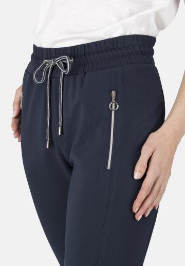 Спортивные штаны