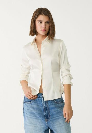 Атласная блузка